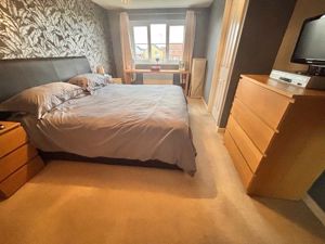 Bedroom- click for photo gallery